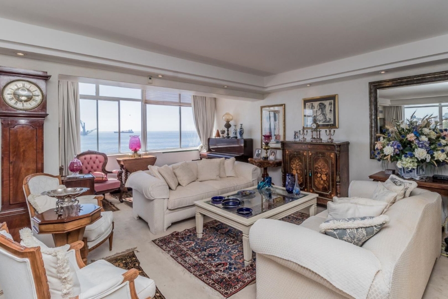 3 Bedroom Property for Sale in Sea Point Western Cape